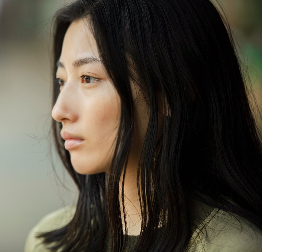川島鈴遥